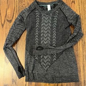 Lululemon Ivivva fly tech long sleeve